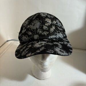🛍️3/$30 women’s black floral‎ sheer silver adjustable SnapBack baseball hat cap